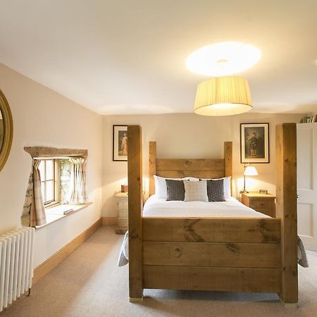 The Ebrington Arms Hotel Chipping Campden Room photo