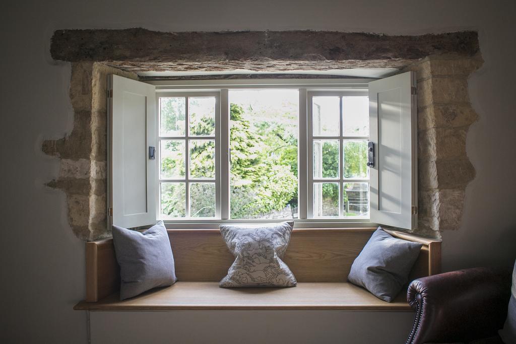 The Ebrington Arms Hotel Chipping Campden Room photo